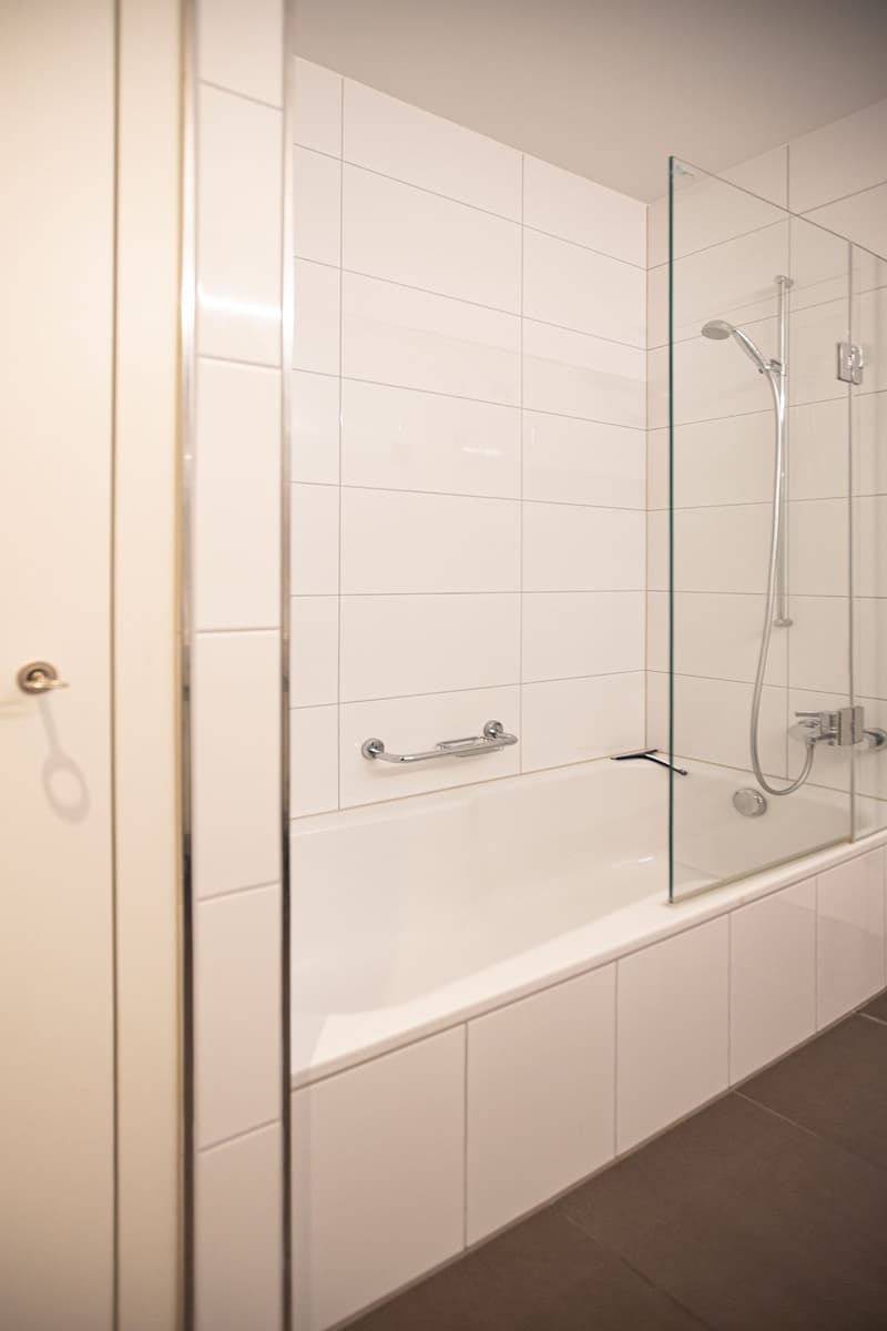 Helle 3.5-Zimmer-Wohnung mit Balkon (8)
