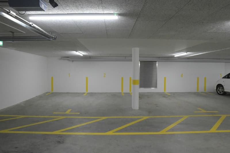 Posto auto in garage (4)