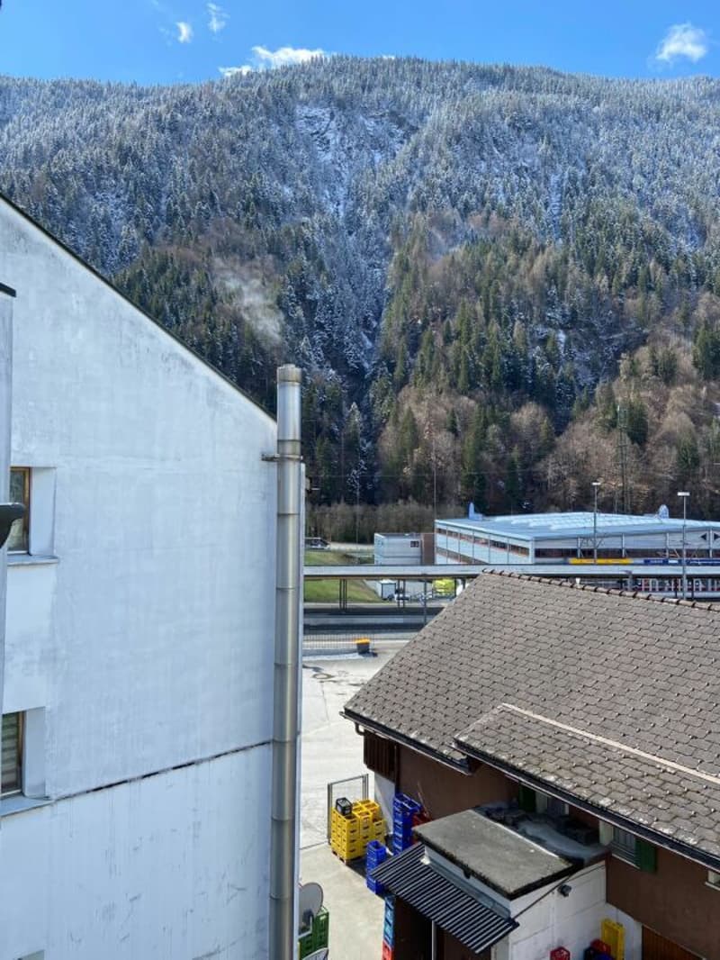 Schiers - grosszügige 2.5-Zimmer-Dachgeschosswohnung an zentraler Lage (9)