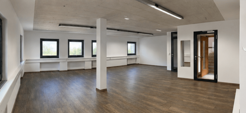 Gewerbe-/Büroräumlichkeit (3)