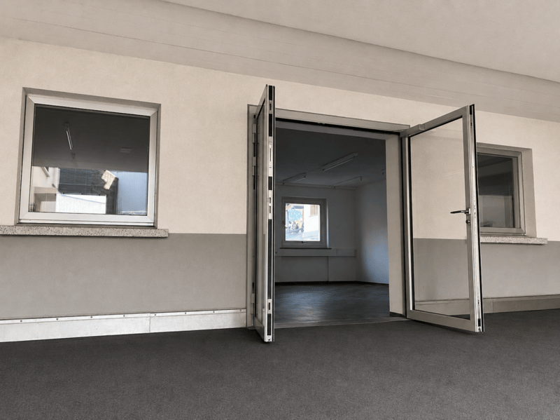 Gewerbe-/Büroräumlichkeit (3)