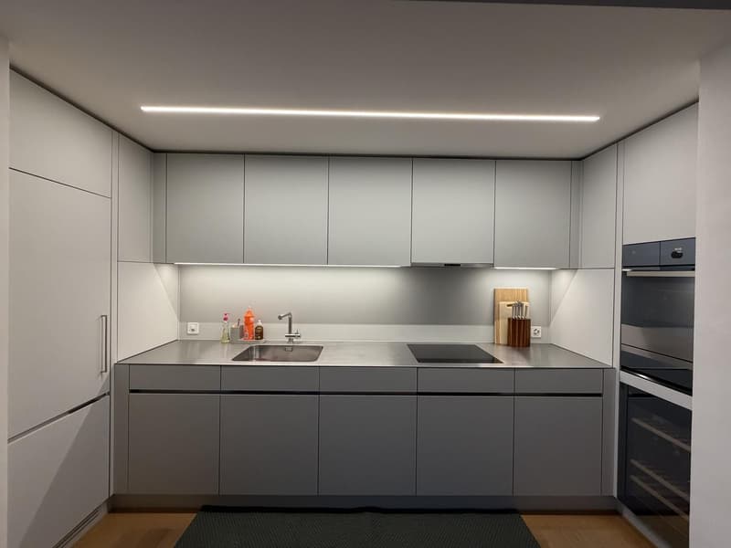 Exklusive 2.5-Zimmer-Altbauwohnung mit historischem Charme und modernstem Ausbaustandard im Herzen von Zürich (3)