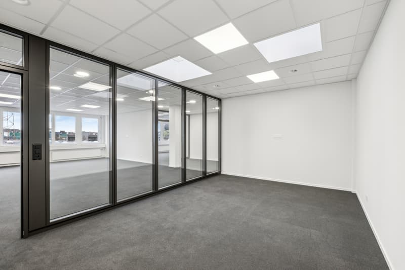 Sitzungszimmer mit Dachluke