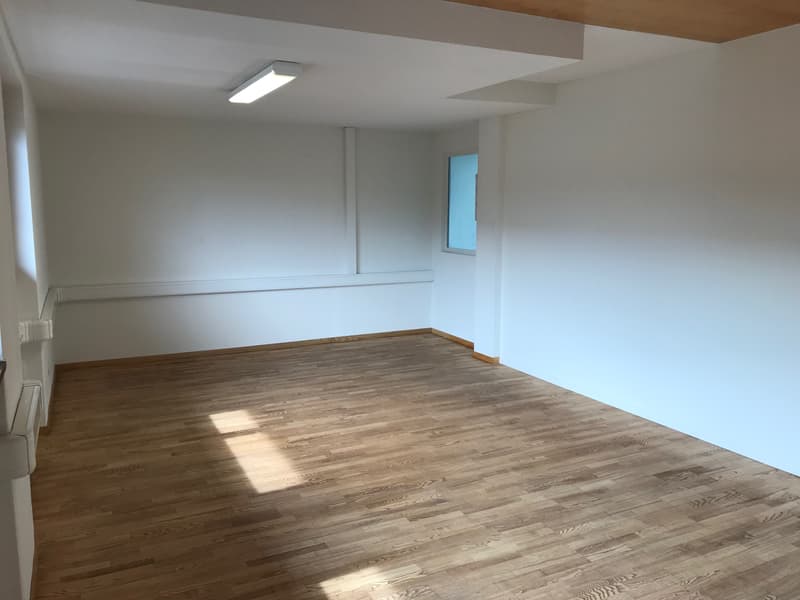 Büro / Sitzungszimmer