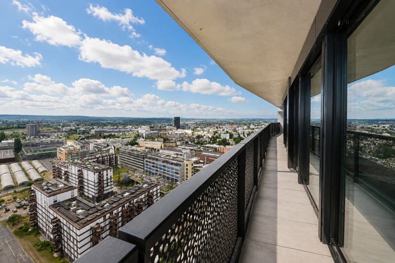 Exclusive living above the rooftops of Dübendorf – 5.5-room apartment on the 22nd floor (North) | Three Point (18)