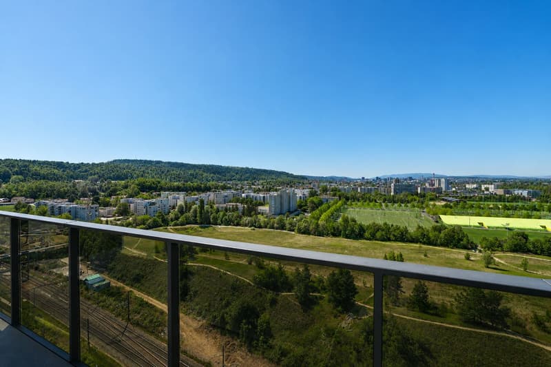 17 Floors Above the Everyday - Where the View is Home (14)