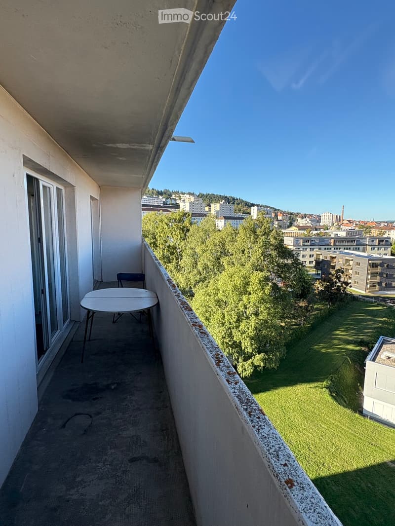 Ripreso in affitto, 2 locali con balcone (3)