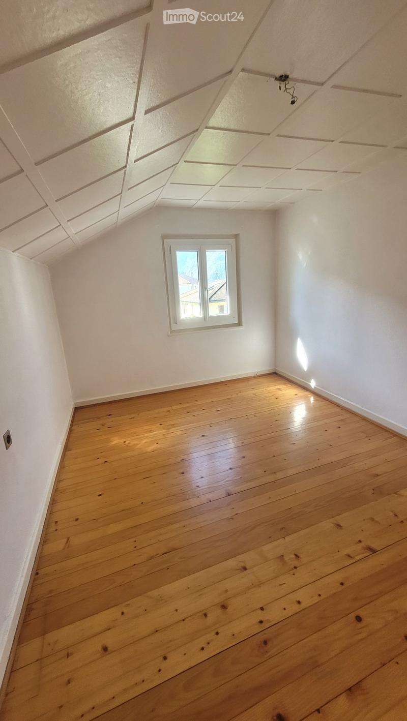 Bella casa con molto charme nel cuore di Sierre (3)