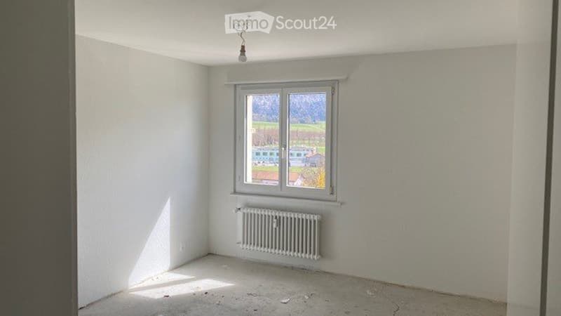 Appartamento di 3.5 locali a Dombresson (2)