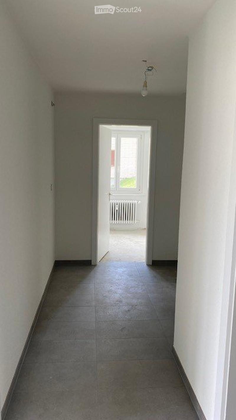 Appartamento di 3.5 locali a Dombresson (3)