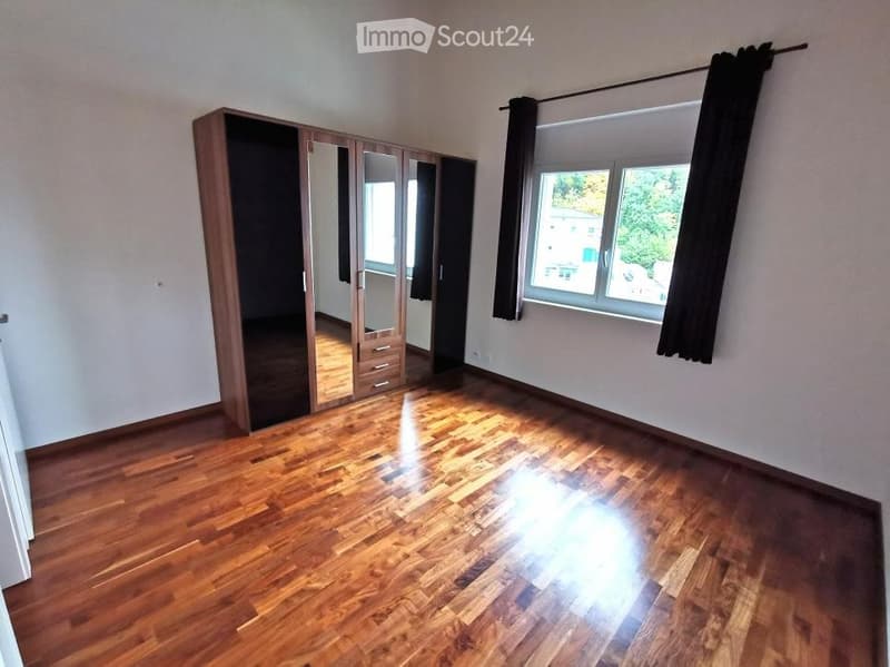 Prächtiges und ruhiges Attikapartment mit 4.5 Zimmern in Champlan (3)
