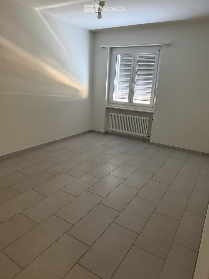 Tenant wanted (4)