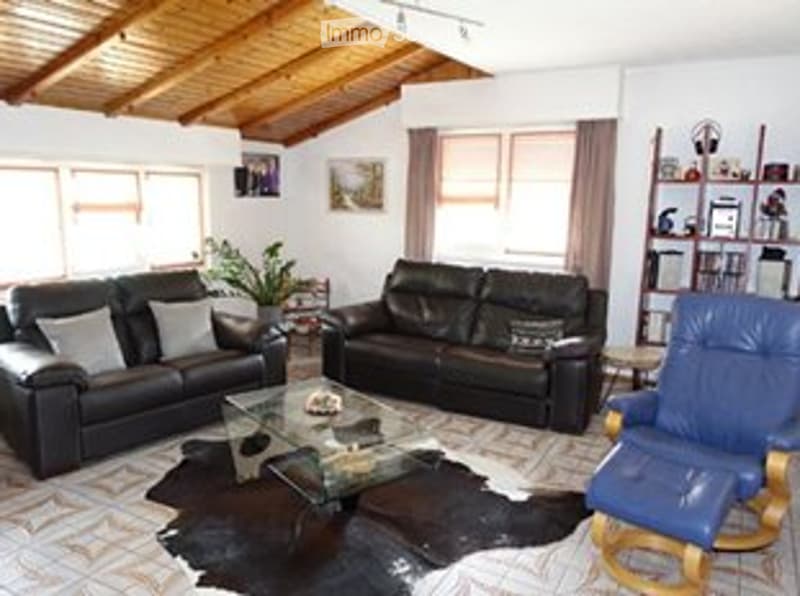 Appartamento duplex, deposito, cantina e 3 posti auto esterni (5)