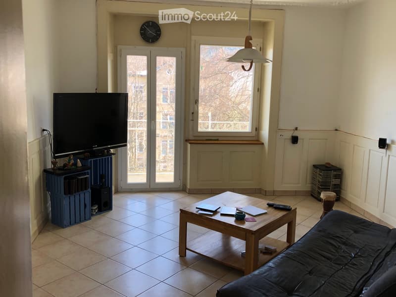 Bello appartamento mantenuto in un edificio di 5 appartamenti (5)