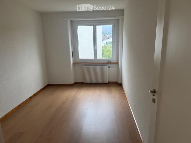 4 rooms with balcony and parking space included (2)