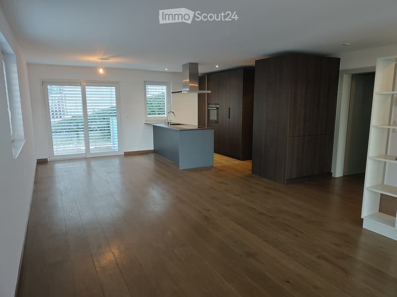 Villa-Wohnung mit freiem Blick auf die Alpen (5)