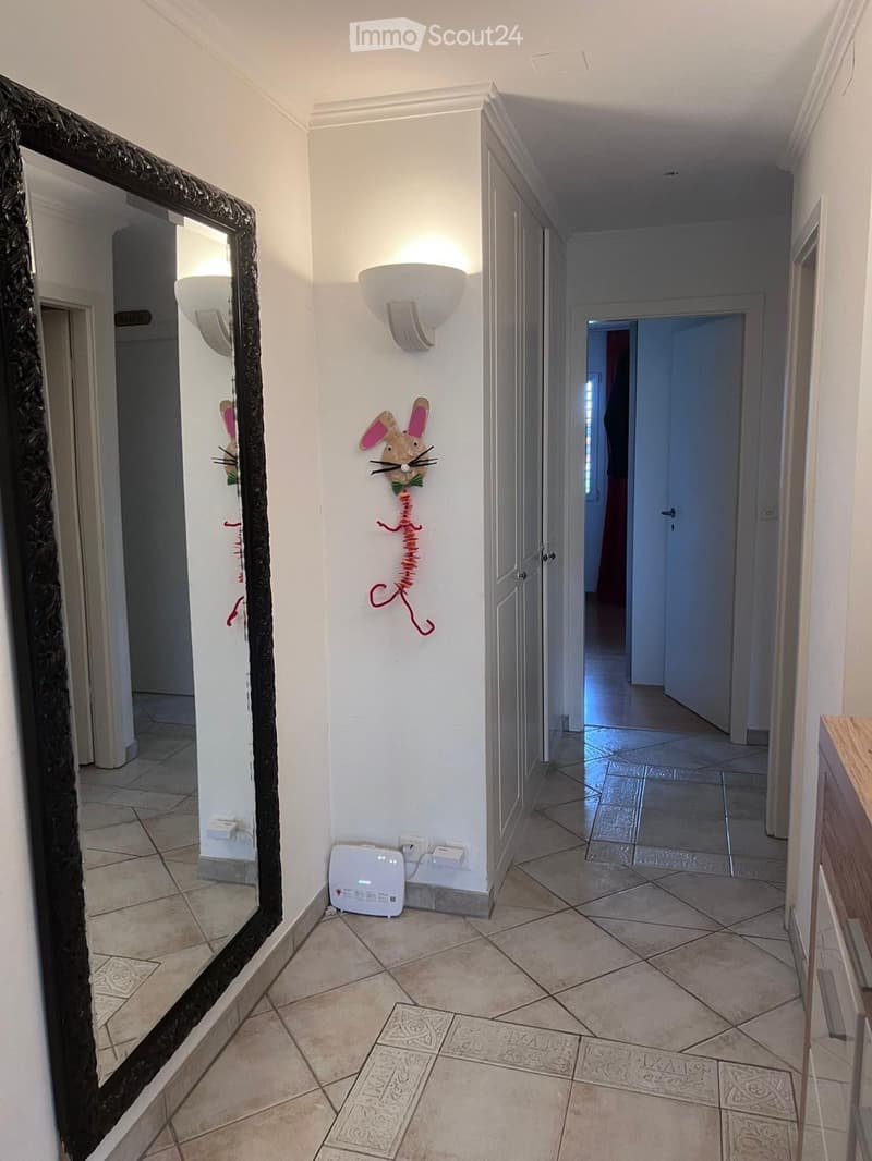 Magnificent 4.5-room apartment with 50 m² terrace in Collombey (4)
