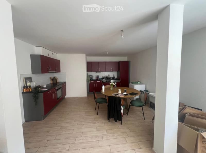 URGENTE: Appartamento 2.5 locali in affitto a Broc (FR) (3)