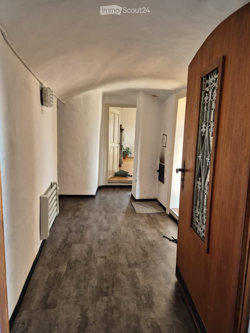 Immobilizzo con 4 unità abitative e molte stanze aggiuntive (3)