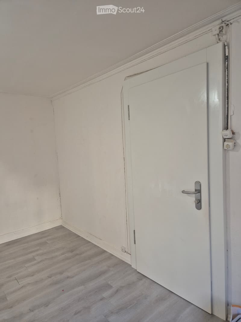 Large studio in the center of Lausanne (3)