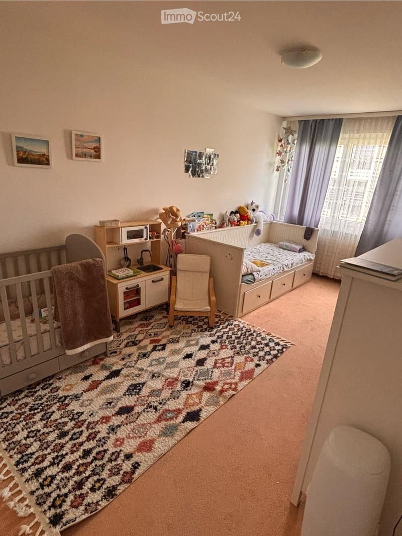 Lumineux et grand appartement de 6,5 pièces à Nyon (3)