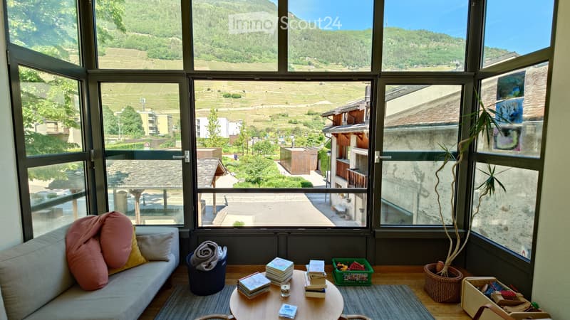 For rent 4.5-room apartment Rue du Bourg (2)