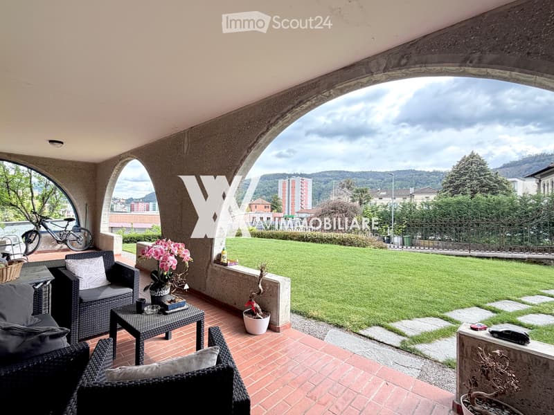 BALERNA: 2.5-ROOM APARTMENT WITH GREEN VIEW (12)