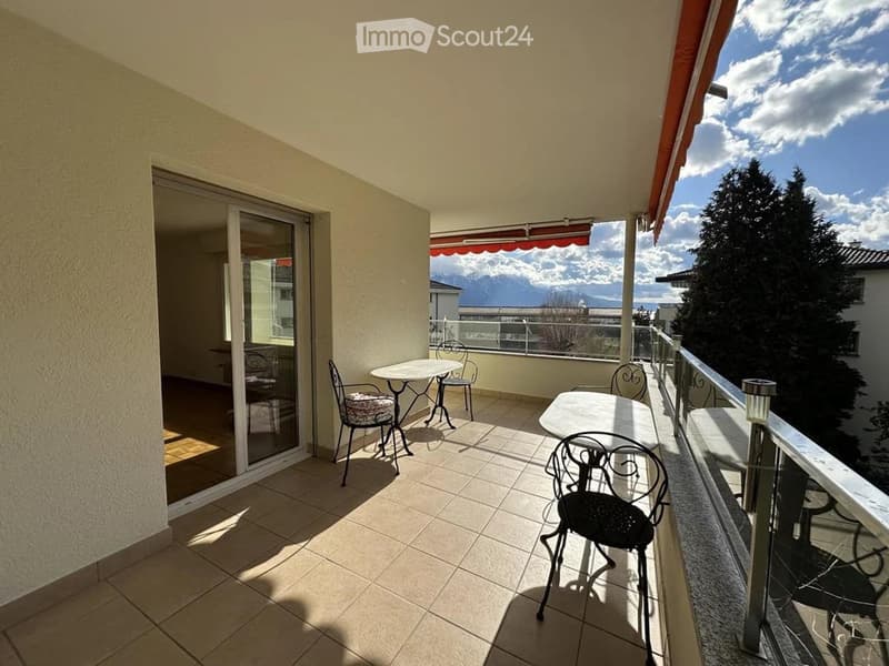 Bell'appartamento di 4.5 locali al 3° piano con balcone (2)