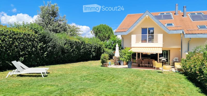 Furnished 240 m² family home 10 minutes from Geneva / Nyon (1)