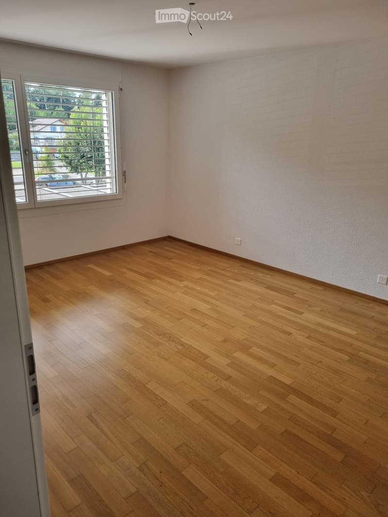 3,5 Zimmer zu vermieten in einem schönen Dorf nahe Fribourg (3)