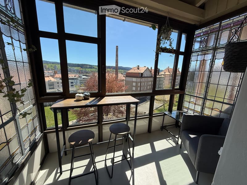 Großes Studio mit Loggia (2)