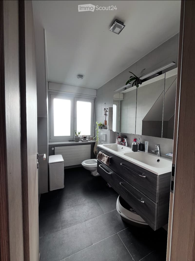 Übernahme des Mietvertrags 15.06.2026 - 3,5 Zimmer hell mit Balkon (4)