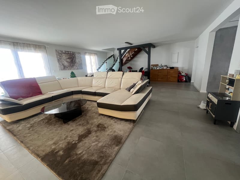 Magnificent 5.5-room duplex renovated in Bottens (4)