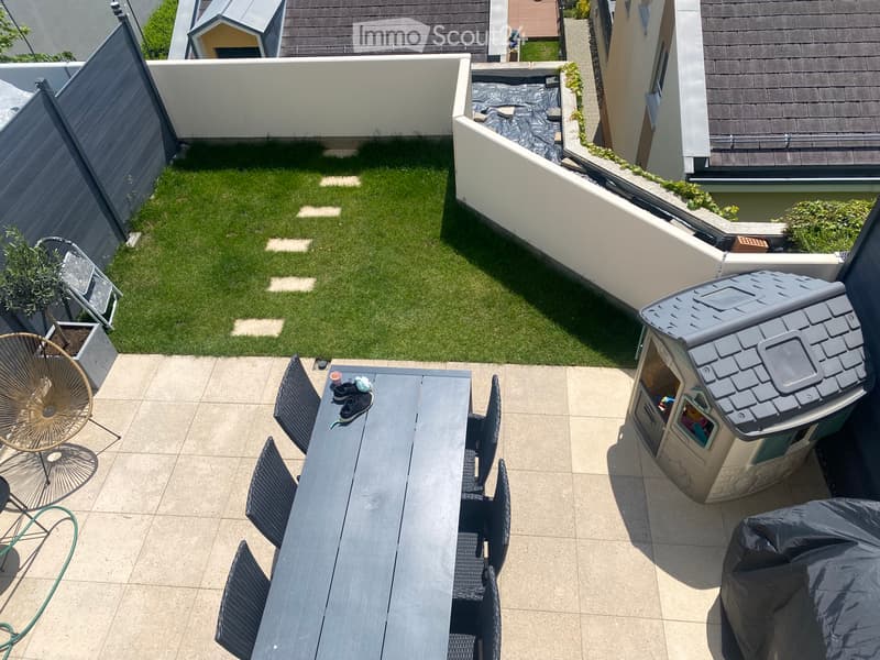 Beautiful semi-detached house with open view (4)
