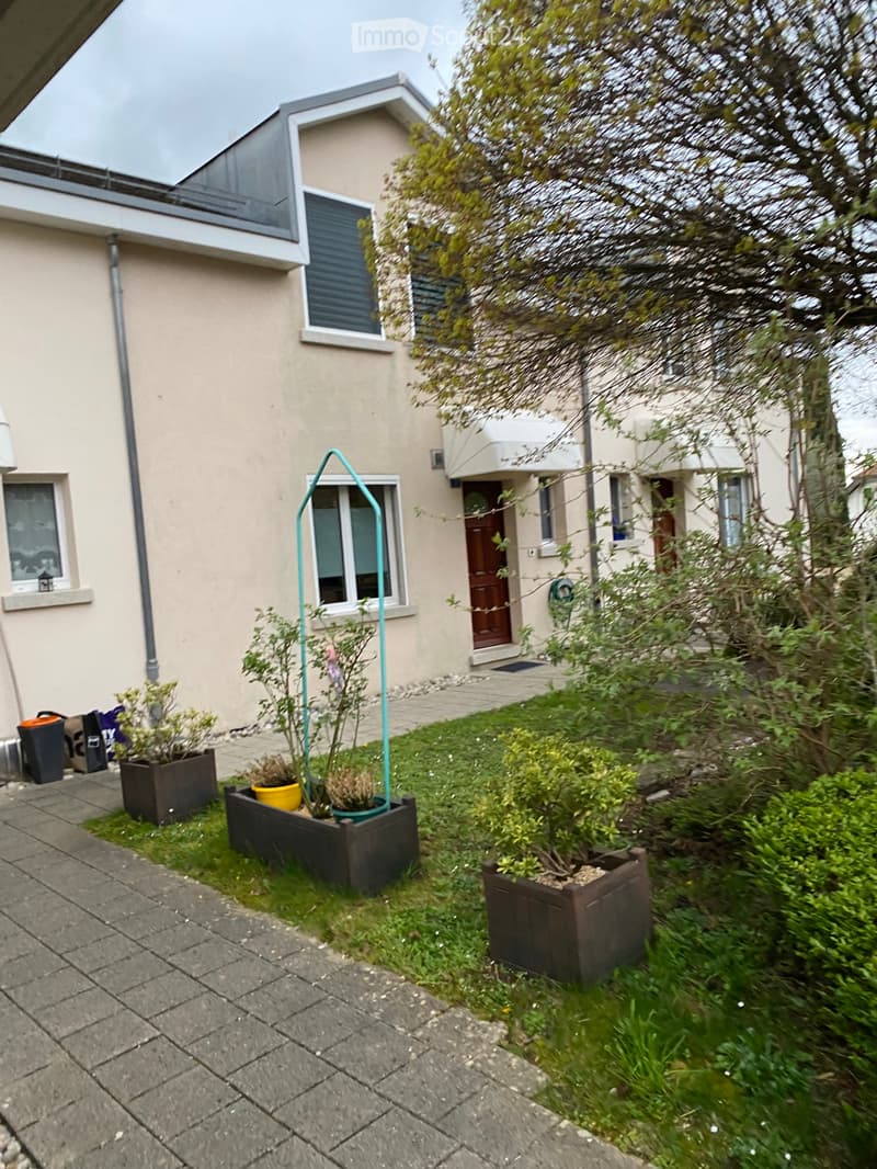 Beautiful semi-detached house with open view (5)