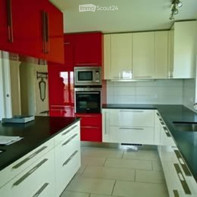 Reihenhaus-Villa mit 5.5 Zimmern (2)