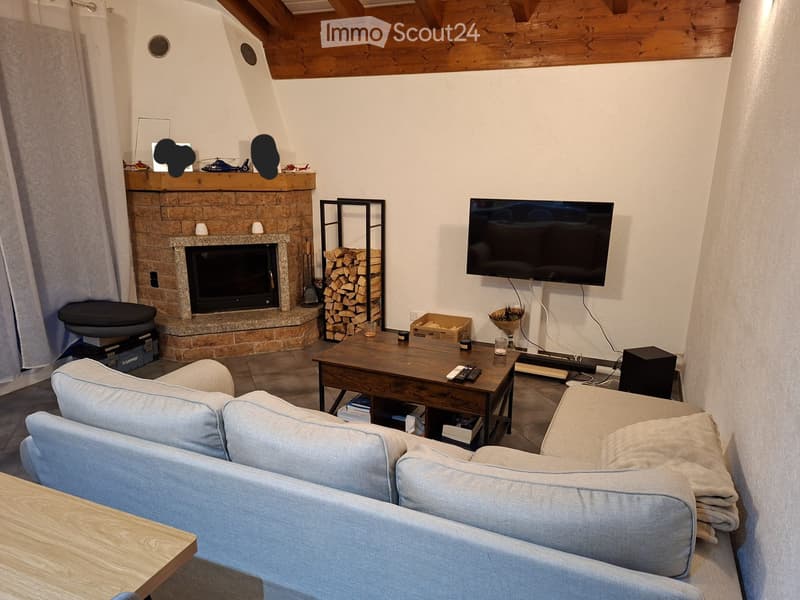 Appartement mit gepflasterter Terrasse in einer Villa (2)