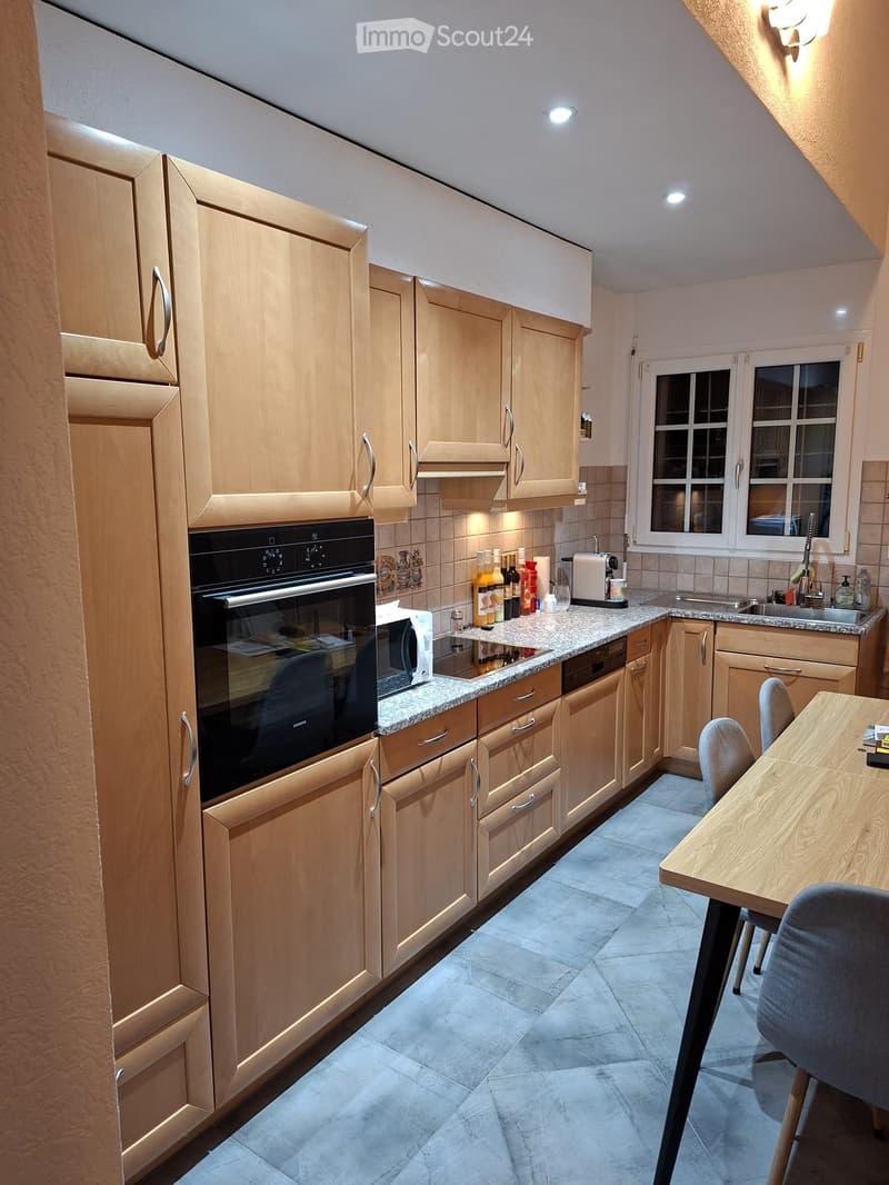 Appartement mit gepflasterter Terrasse in einer Villa (1)