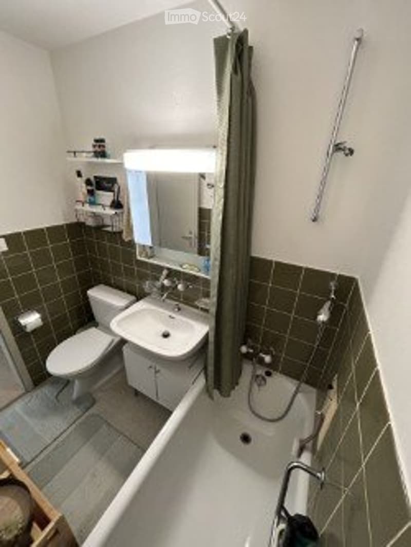 Studio(Möbiliert): ab Aug 2026 - Feb 2027 (verlängerbar) (2)