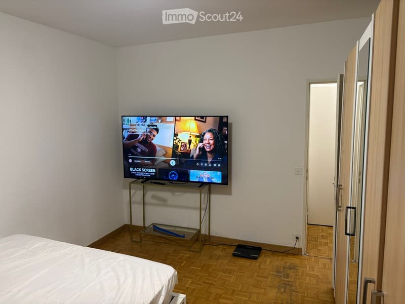 Large room with balcony (3)