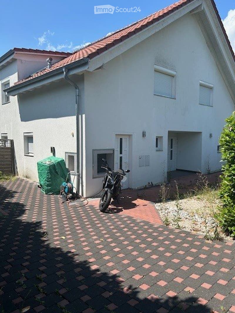 Kleines Mietshaus 3 Einheiten in PPE - (4,5p+2,5p+4,5p) (1)