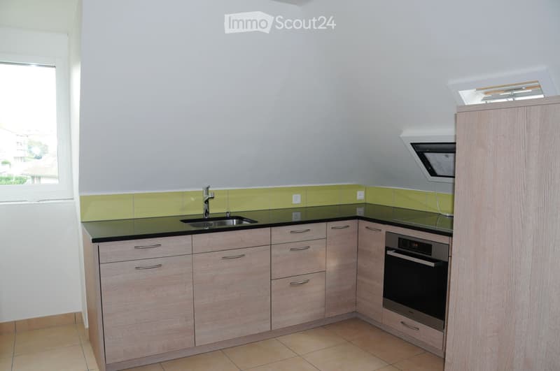 Beautiful attic apartment with a view, available from July 1st (6)