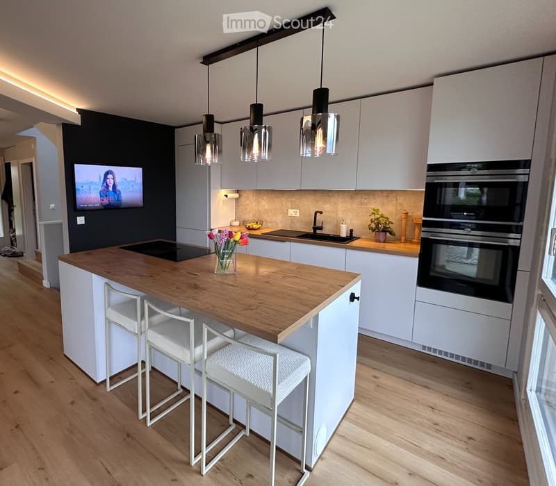 Renovated 6.5-room villa in Cheyres, with a view of the lake (3)
