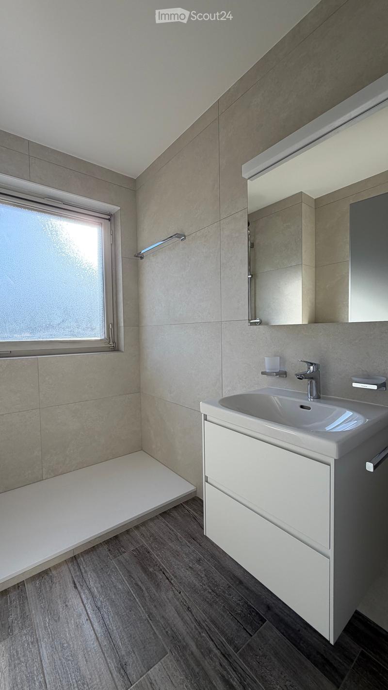 Spacious 3.5-room apartment in Sion (3)