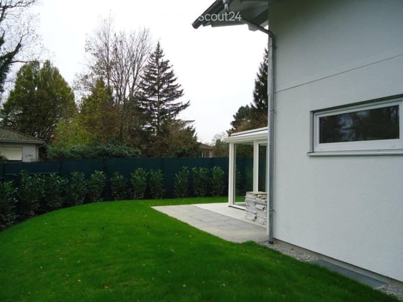 Schöne Villa (2)