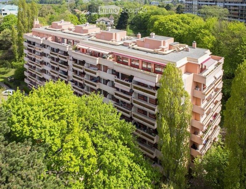 Ampio appartamento traversante di 105 m² a Frontenex (1)