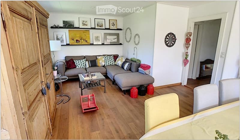 Charmante Villa 5,5 Zimmer mit großem Garten in Carrouge/VD (2)