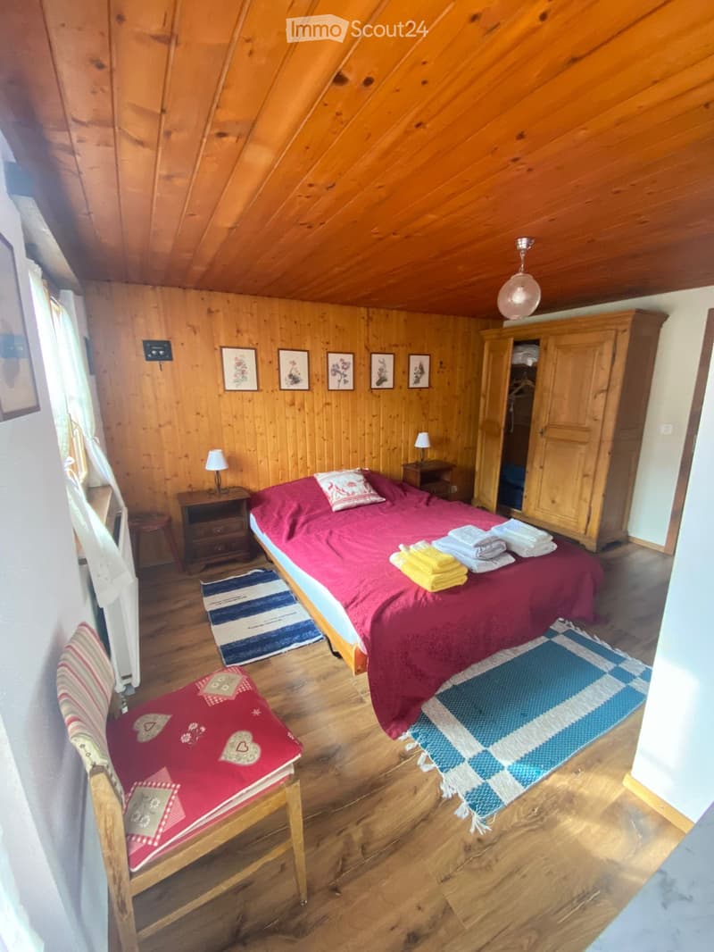 Cozy chalet with authentic Alpine atmosphere (4)