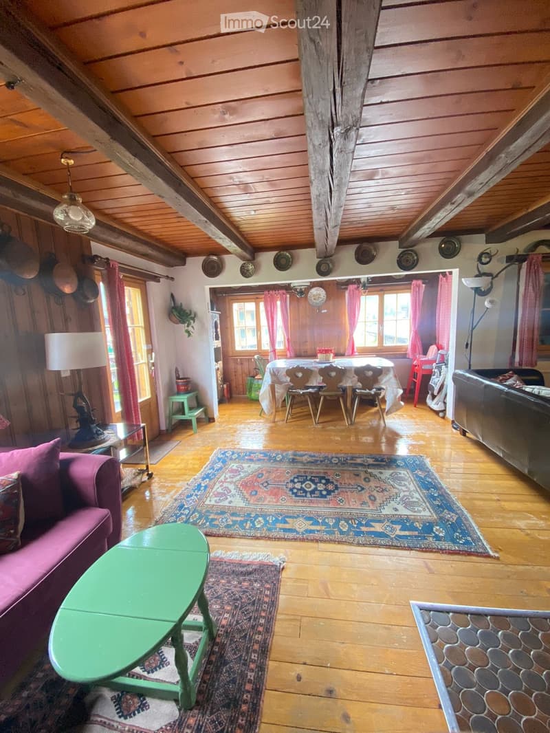 Cozy chalet with authentic Alpine atmosphere (2)