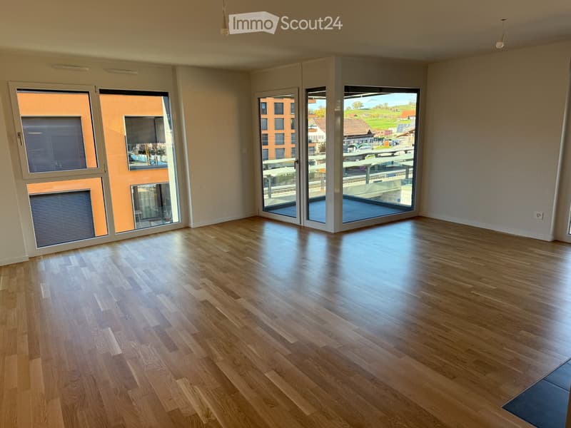 Charmantes 3.5 Zimmer mit etwa 89m2 (3)